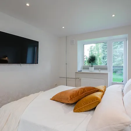 Cozy 2-bedroom With Sauna Apartament *